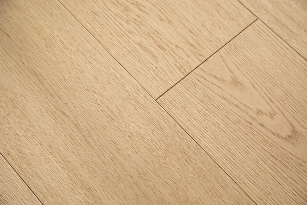 Cappadocia hardwood flooring detail view 2 - Brushed texture and grain pattern