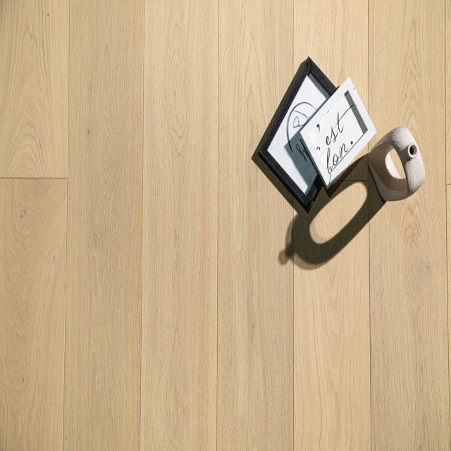 Deauville AB (Select) grade Oak hardwood flooring with Brushed surface - 7.5" wide planks installed in Houston home interior