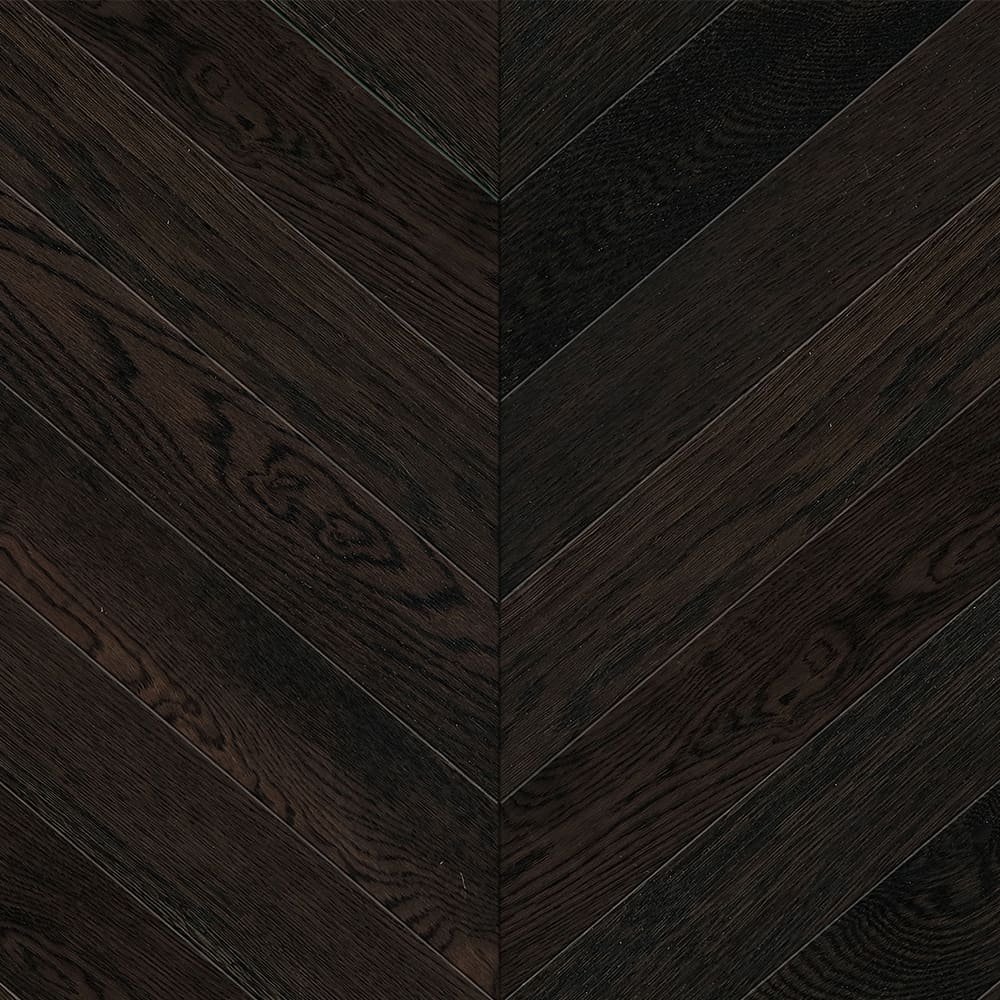 Ivory Coast hardwood flooring detail view 3 - Wire Brushed texture and grain pattern