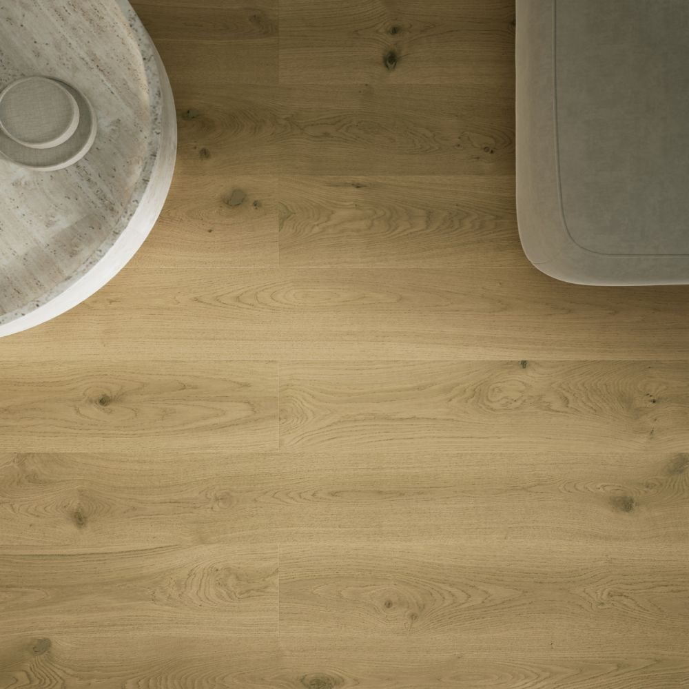 Ragusa hardwood flooring detail view 4 - Brushed texture and grain pattern
