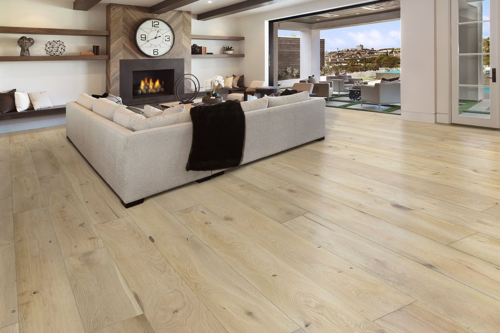 Silver Dune hardwood flooring detail view 2 - Wire Brushed texture and grain pattern