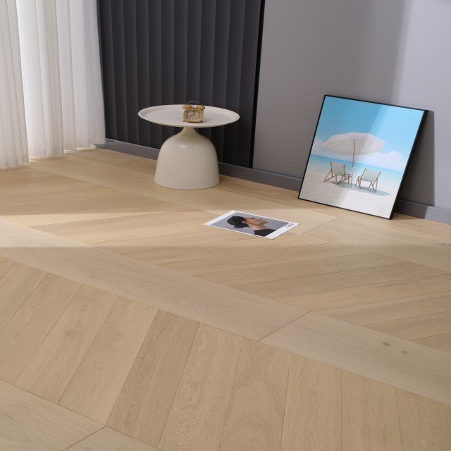 Valencia hardwood flooring detail view 5 - Brushed texture and grain pattern